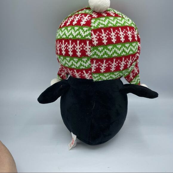 TY Bennie Stuffy Penguin Wearing Winter Cap - Picture 2 of 7